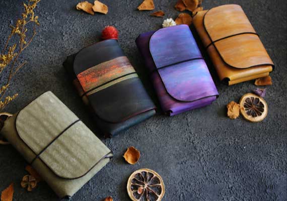 シームレススライドカードケース