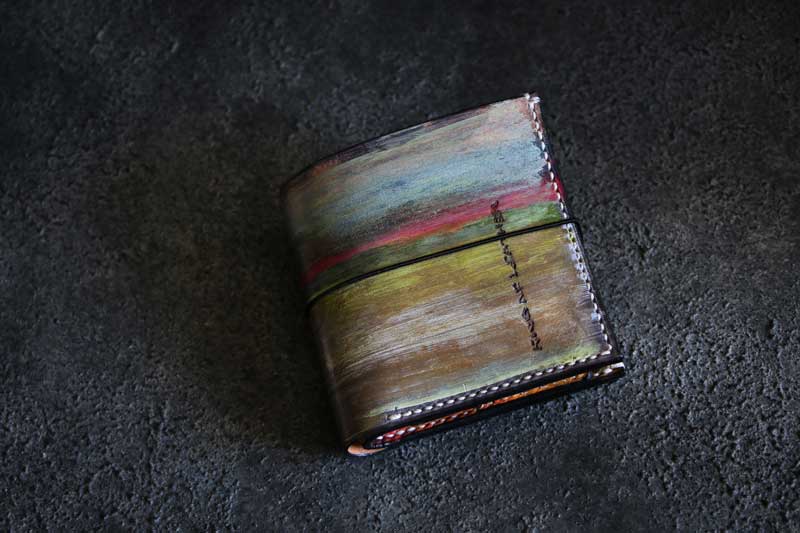 コンパクト２つ折り革財布