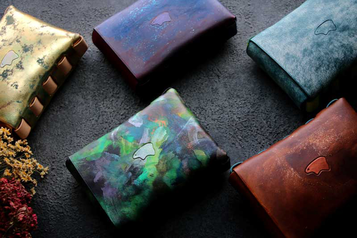 シームレスレザーマルチケース