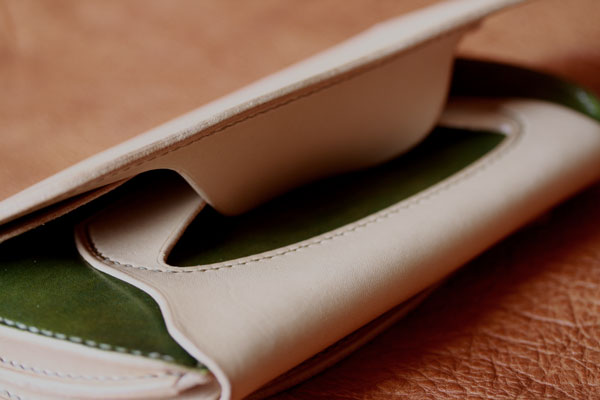 The Peafowl wallet　ナチュラル×グリーン