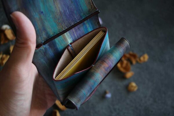 個性的染色革財布