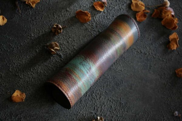 革のみでできたロールバトンペンケース