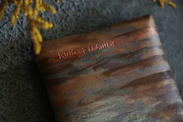 縫わないシームレスレザーコインケース