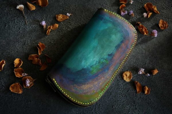 イエローストーンのようなレザーラウンドファスナーウォレット