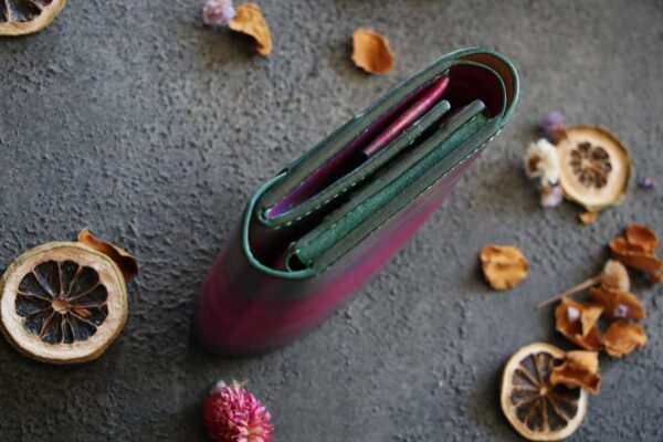 ピンクカラーウォレット