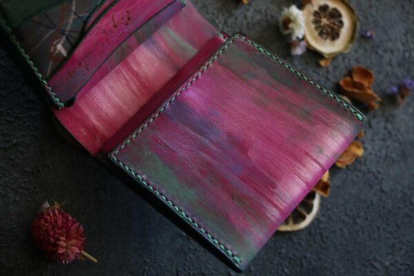 ピンクカラーウォレット