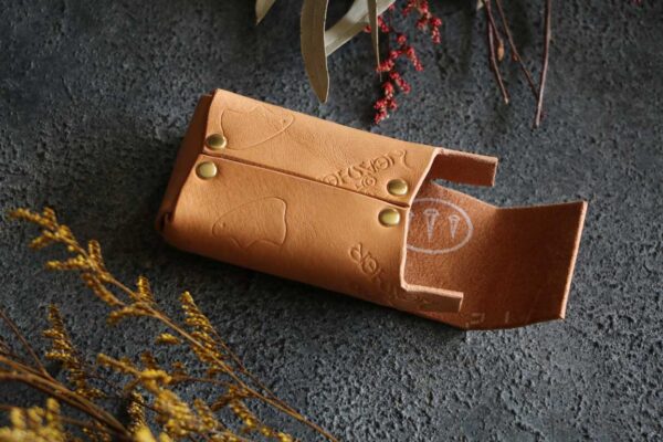 レザーキャラメルボックス