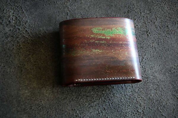 アンティークアートハーフウォレット