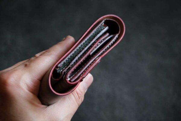 アンティークアートハーフウォレット