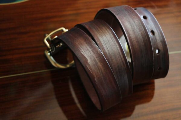 真鍮金具レザーベルト