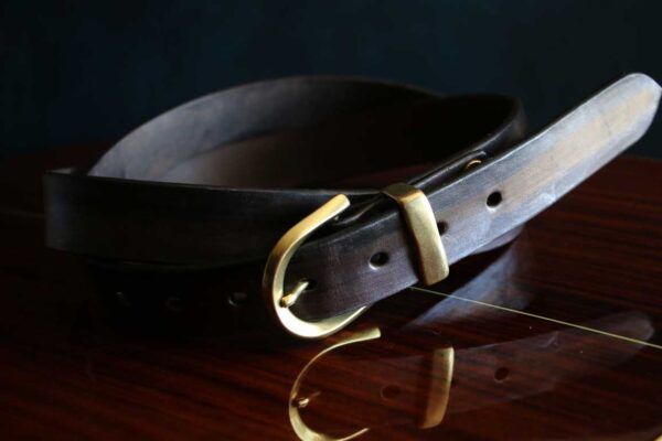 真鍮金具レザーベルト