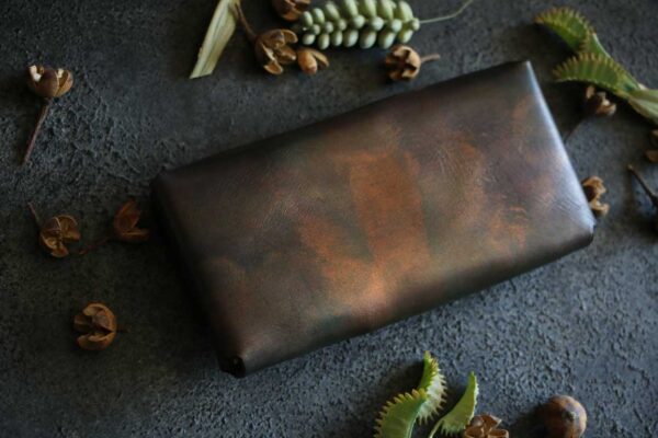 モダンブラウンコンパクト長財布