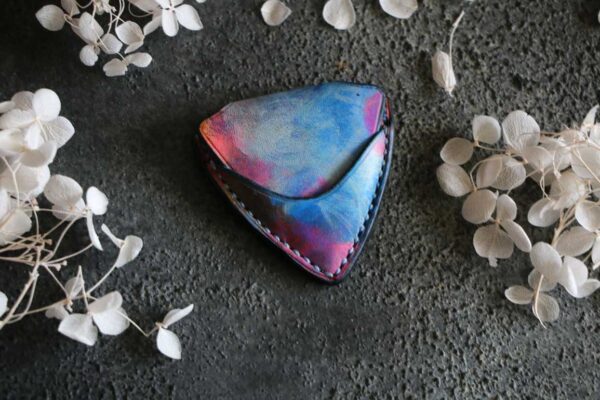 ピック型レザーギターピックケース