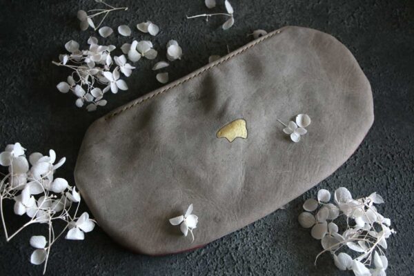 kuduレザーポーチ