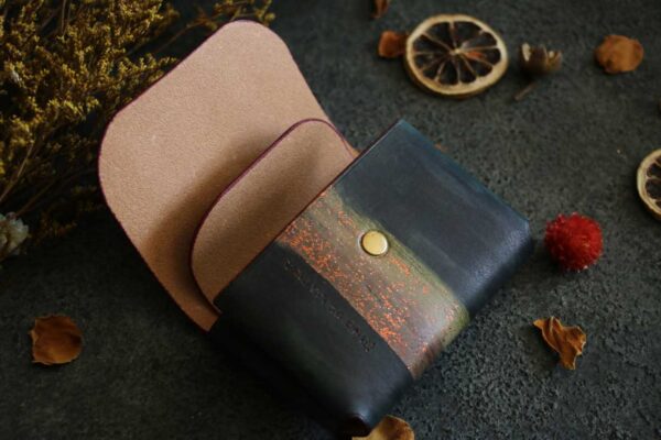 シームレススライド式名刺入れ