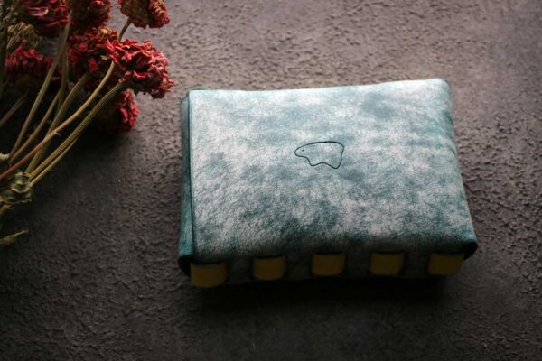 レザーマルチケース