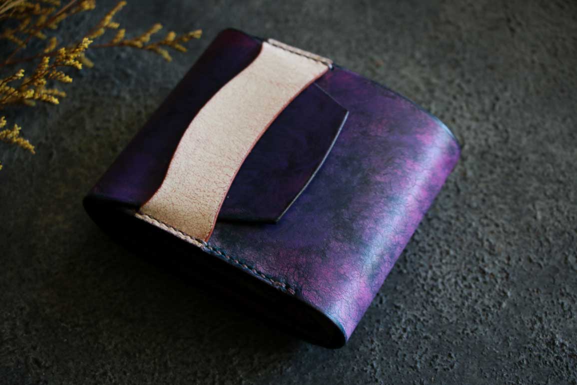 バイオレットレザーハーフウォレット