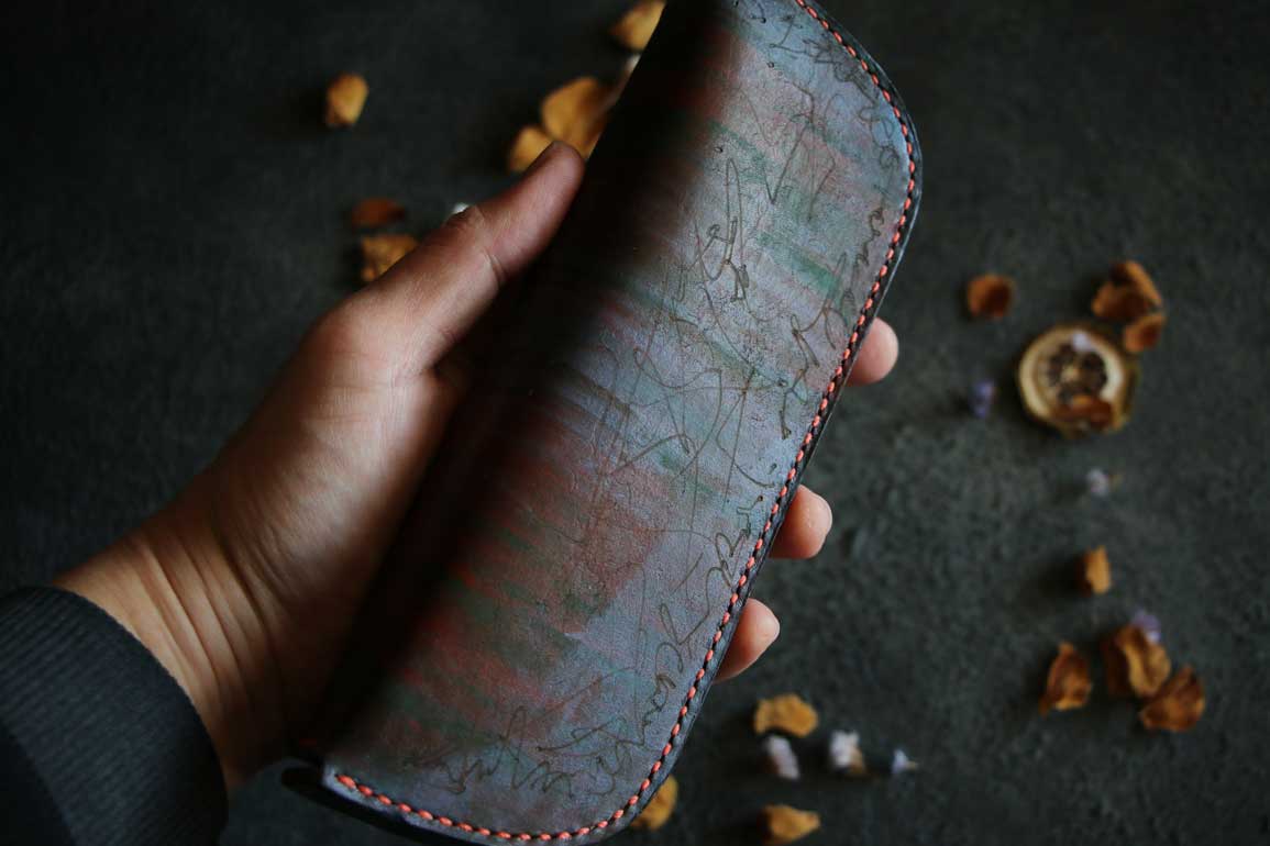 月型駒合わせ縫いペンケース