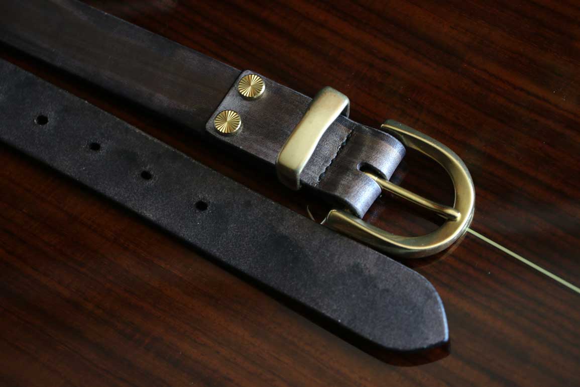 真鍮金具レザーベルト