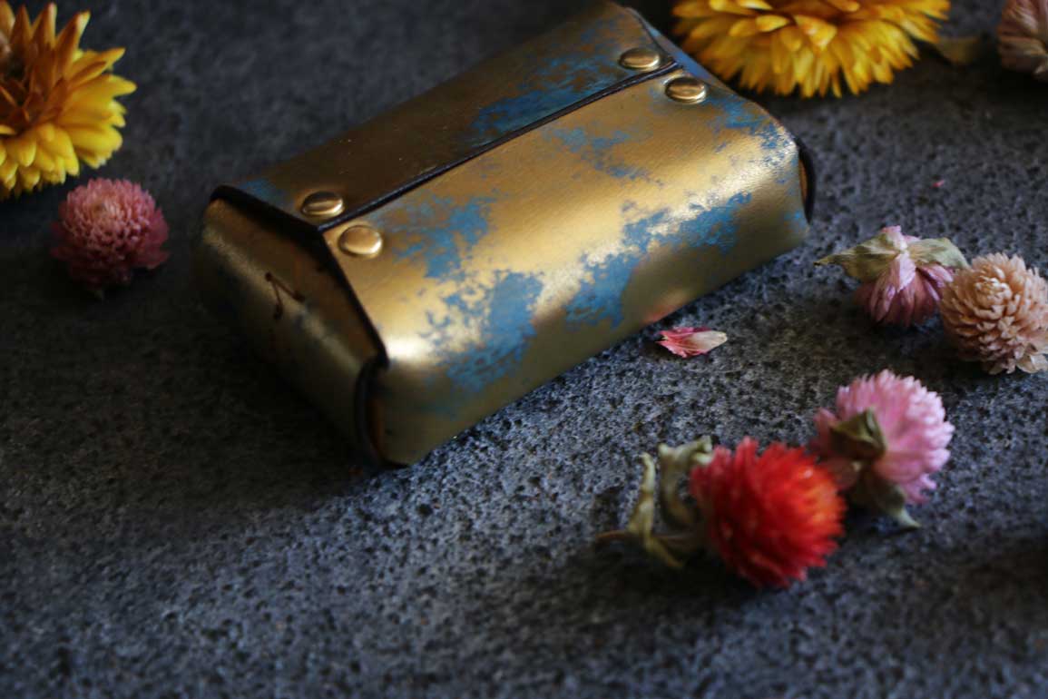 レザーキャラメルボックス