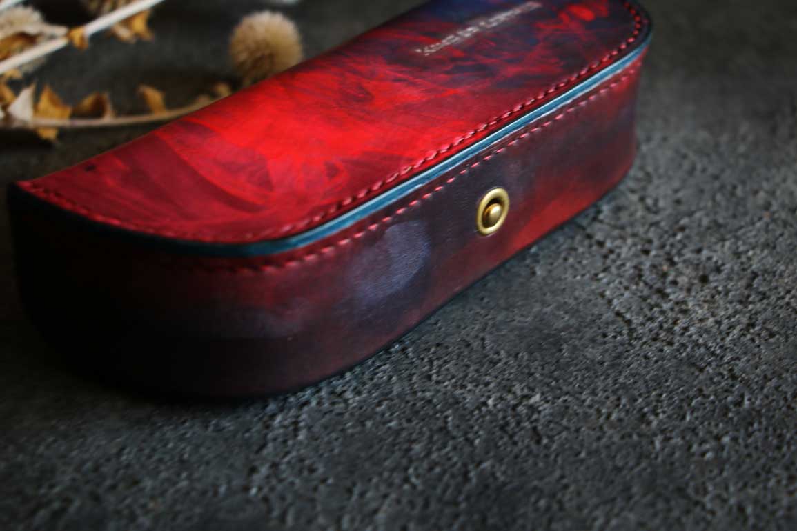 立体駒縫いメガネケースレッドブルー