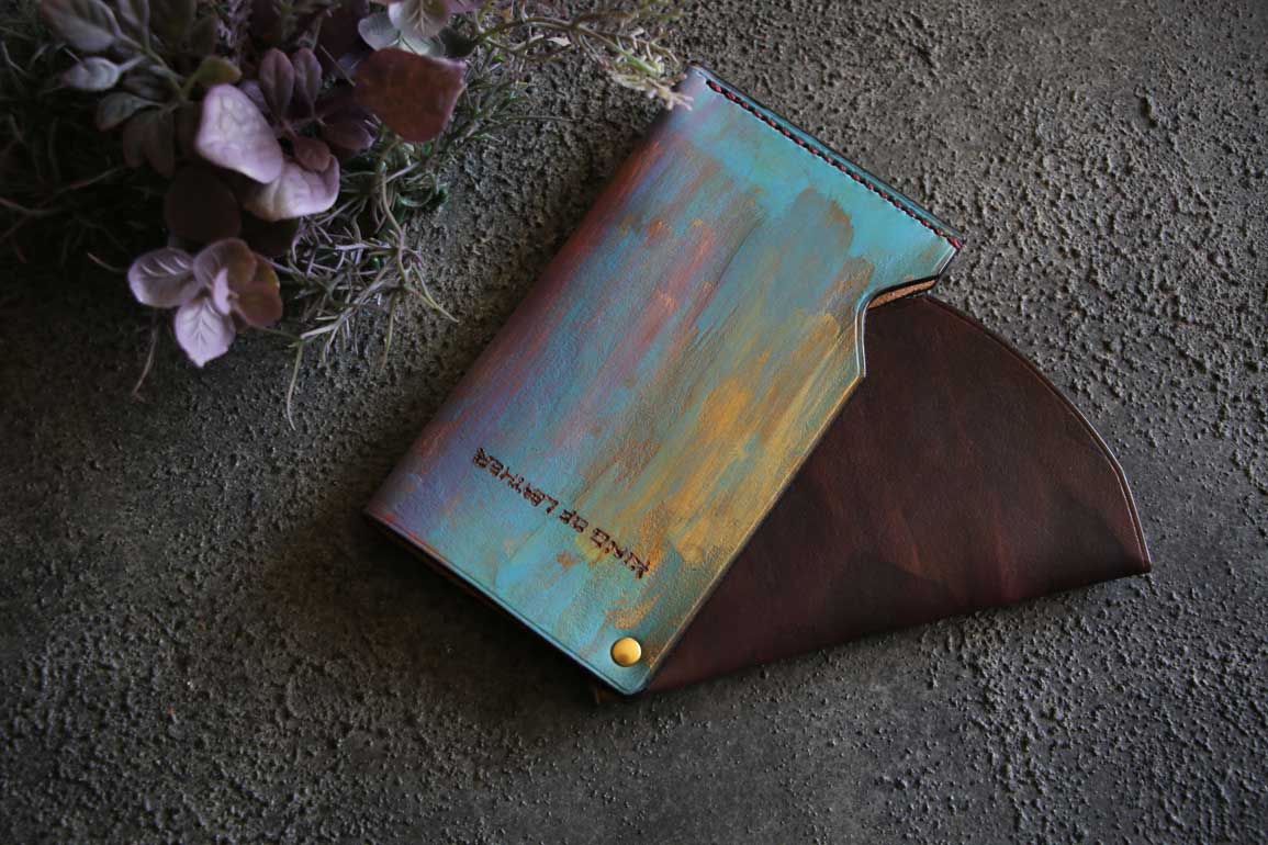 回転レザーカードケース