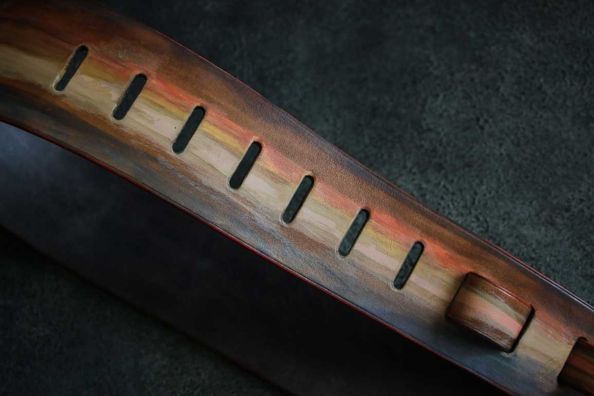 レザーギター・ベースストラップ