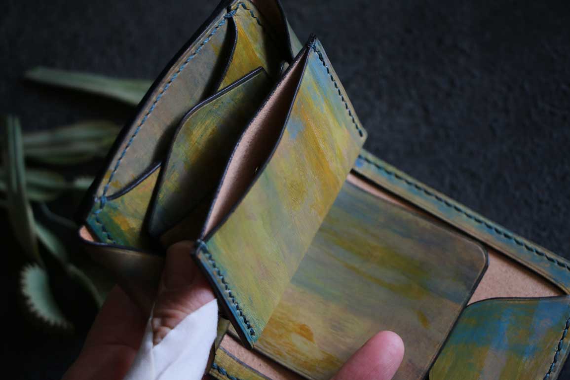 個性的染色革財布