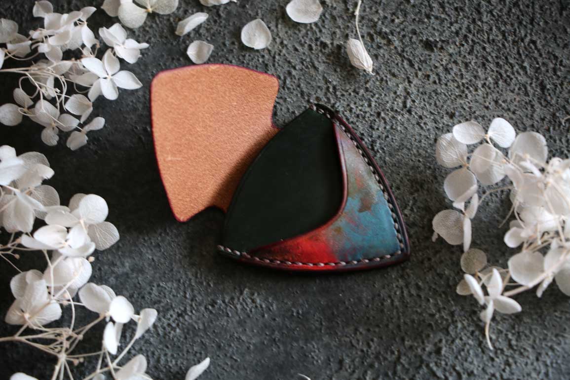 ピック型レザーピックケース