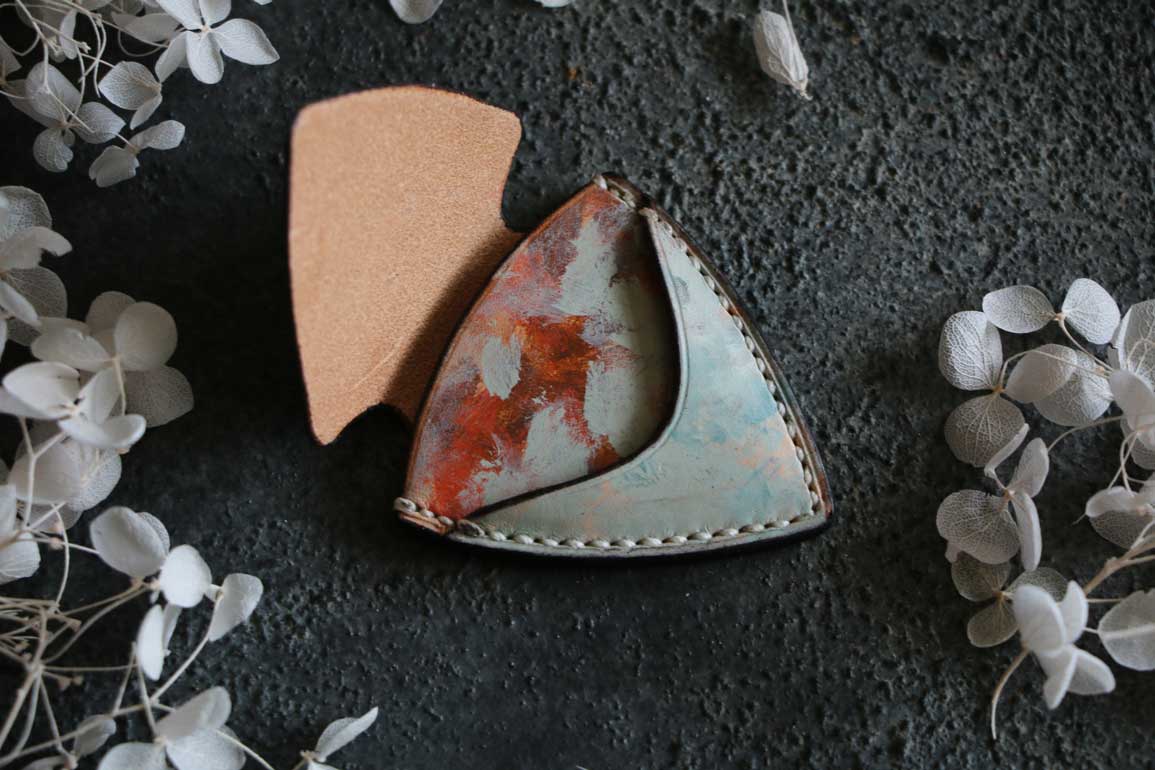 ピック型レザーピックケース