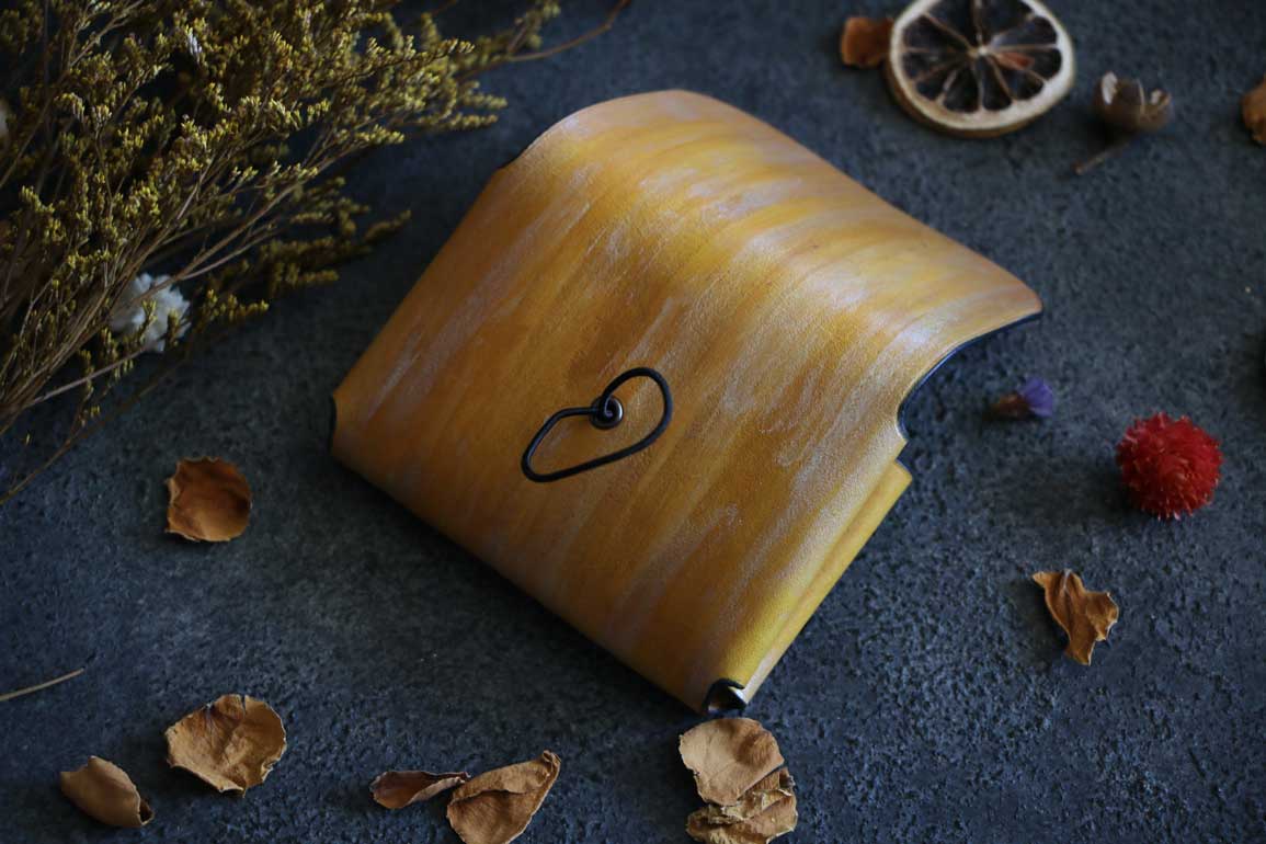 シームレススライド式名刺入れ