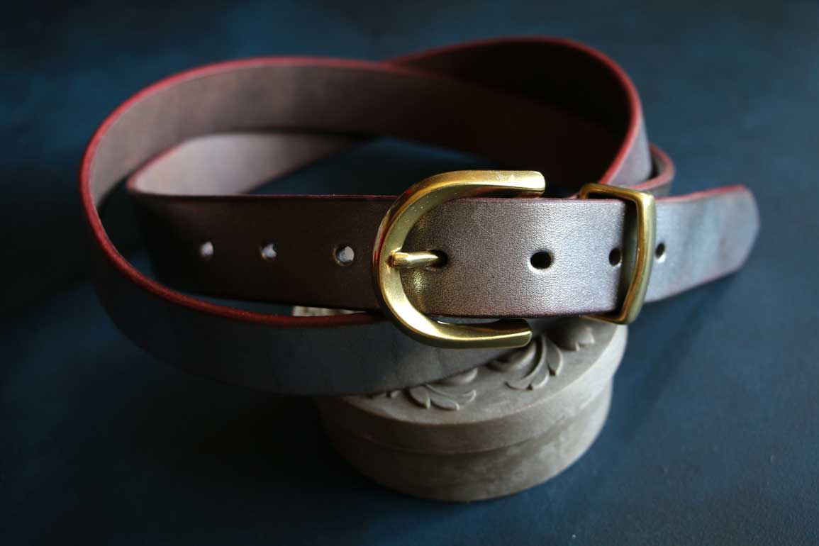 真鍮金具レザーベルト