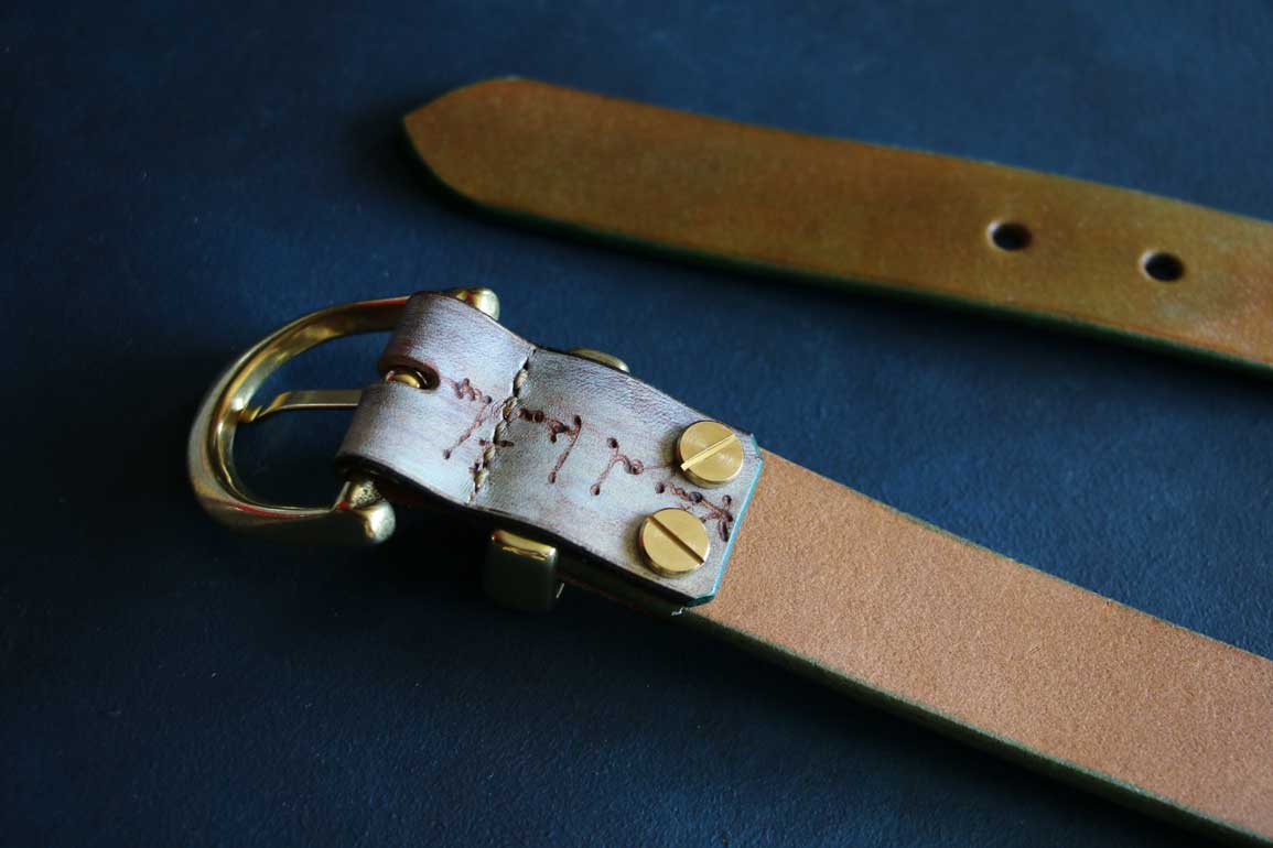真鍮金具ゴールドレザーベルト