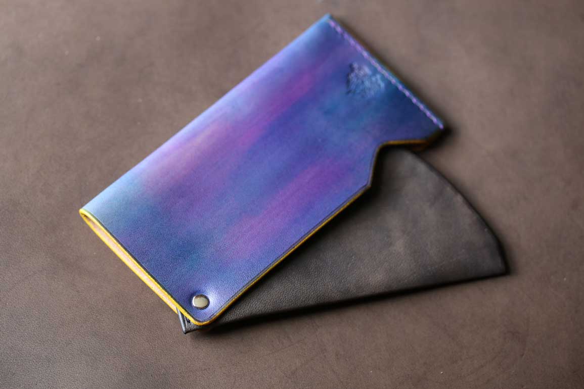 紫鉄媒染色回転レザーカードケース