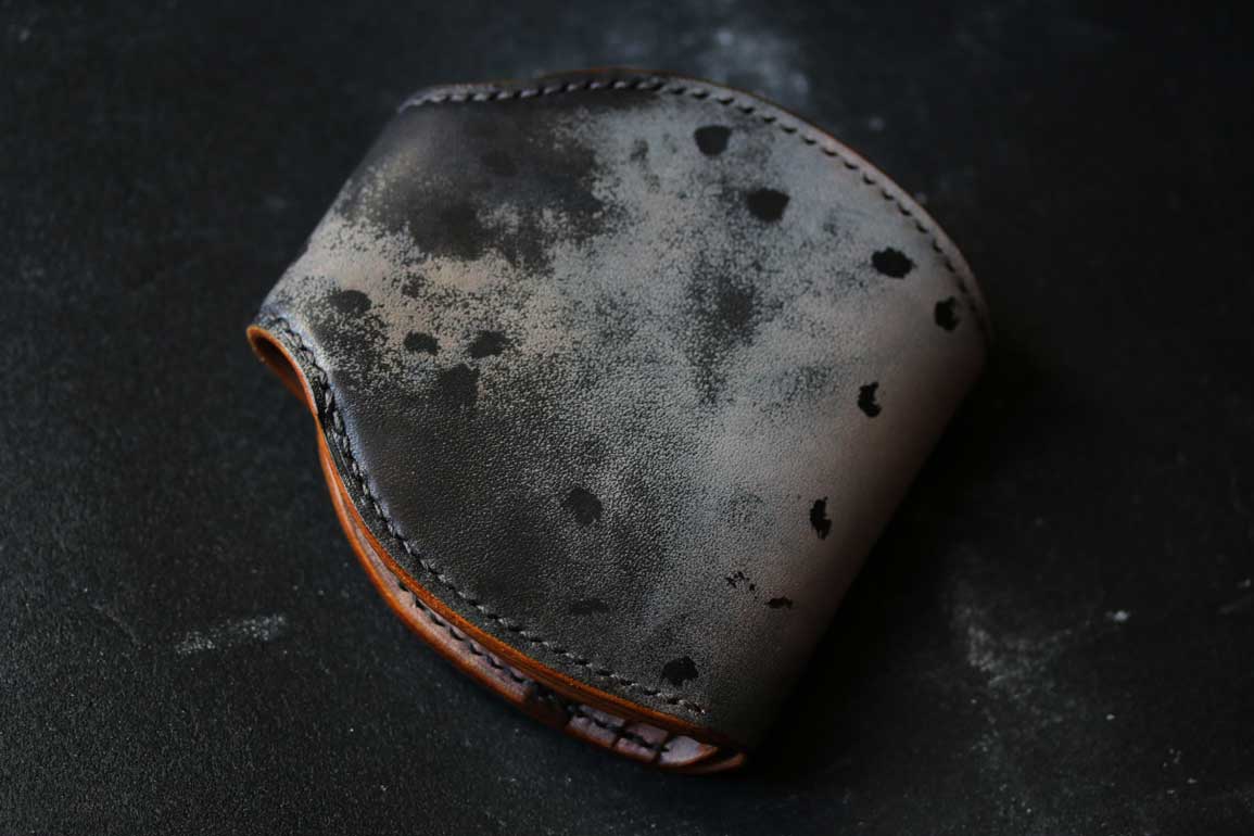 錆びた染色丸い財布