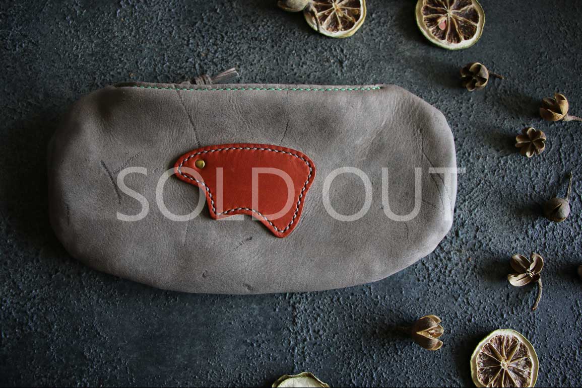 ハンサイくんレザーポーチ